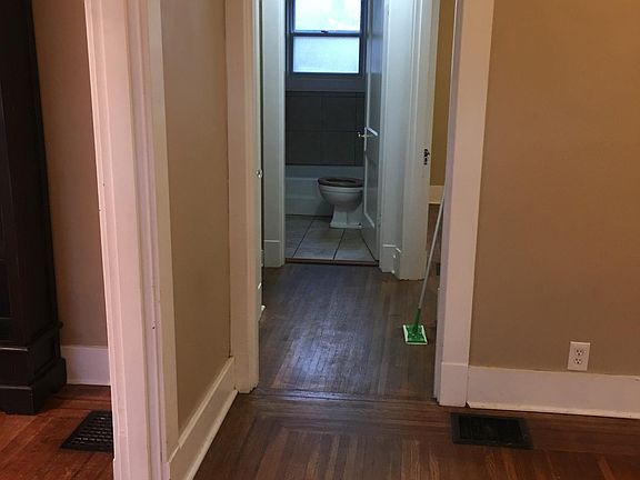 5th image of 525 E Brandeis Ave