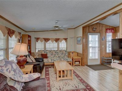 977 Nettles Blvd, Jensen Beach, FL, 34957