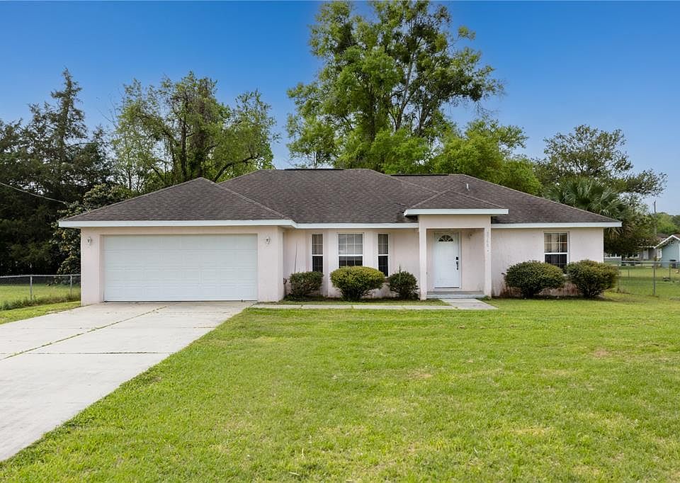 1st image of 3740 SE 136TH PLACE