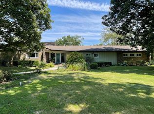 16196 W County Line Rd, Moores Hill, IN 47032