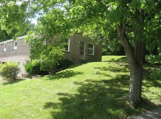513 Goodridge Dr, Greensburg, PA 15601