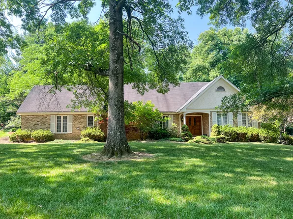 1949 Diane Ln, Fort Mitchell, KY 41011