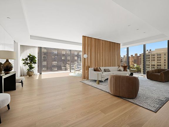 3rd image of 520 W 28th St #28