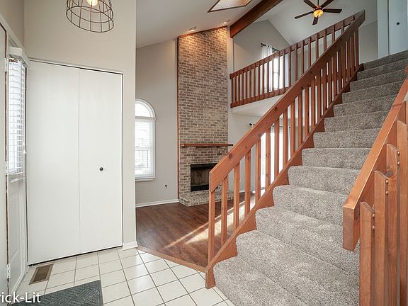 2nd image of 9251 Wherry Ln #65-C