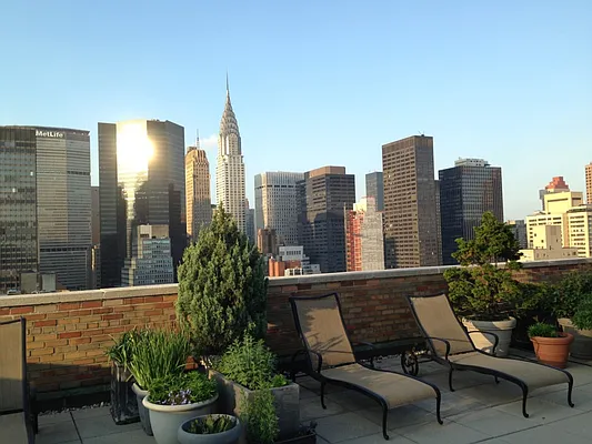 Sold by Realmart Realty LLC | media 8