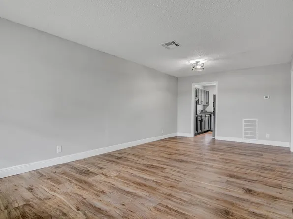 6860 Prutzman Rd, Beaumont, TX