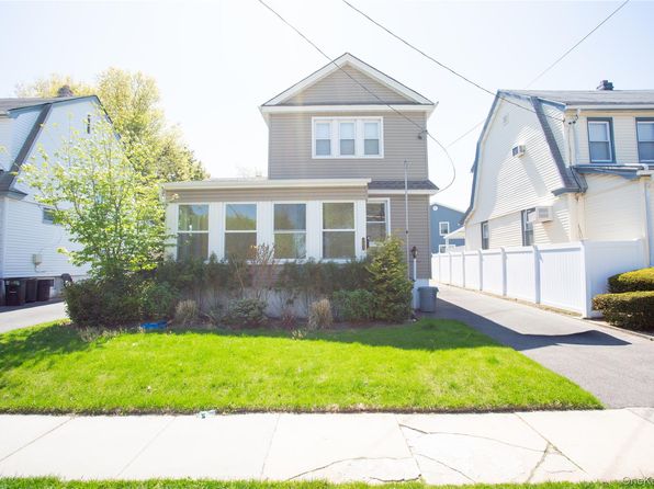 363 Hewlett Pkwy