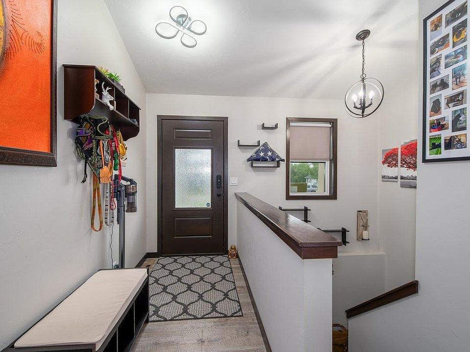 215 Howard Dr, Hortonville, WI 54944 MLS 50280535 Zillow