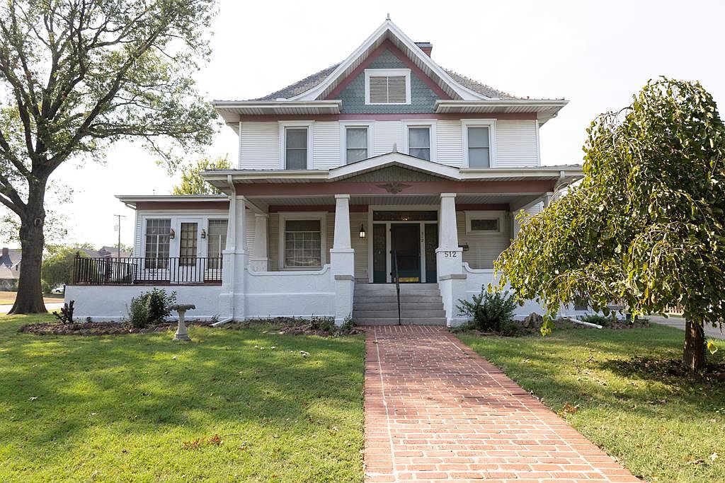 512 S Willow St, Coffeyville, KS 67337 MLS 47563 Zillow