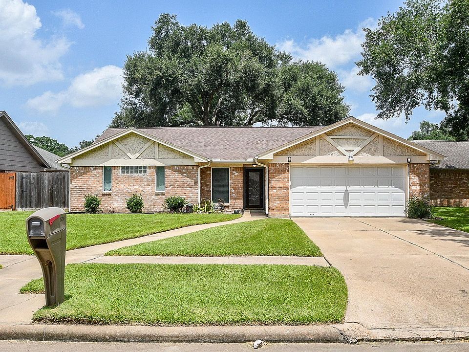 1st image of 15738 Fern Basin Dr