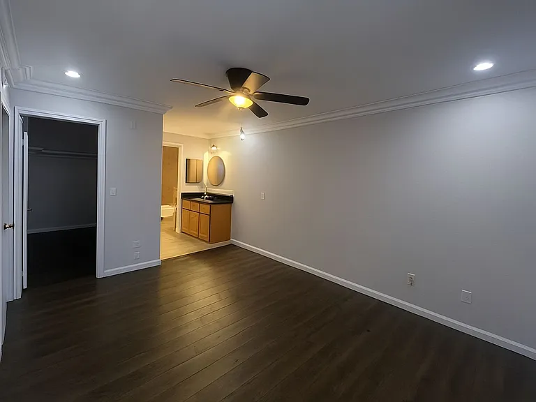 Acre Heights Apartments — Photo 107