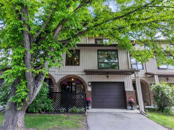 13005 W 6th St SW, Calgary, AB T2W 4J8