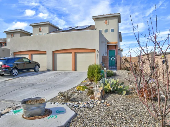 6931 Papaya St NE, Albuquerque, NM 87109