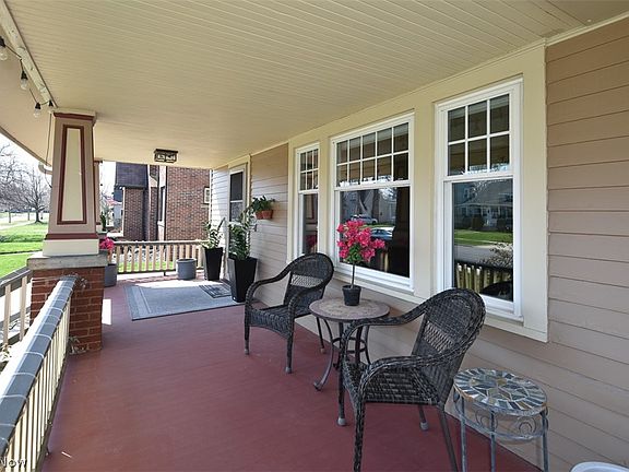 2nd image of 1712 Wright Ave