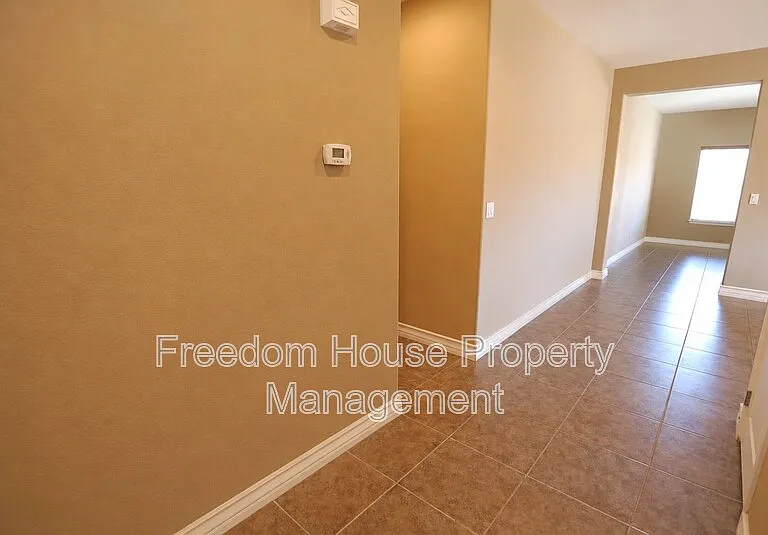 4881 Castello Way #1 — Photo 4