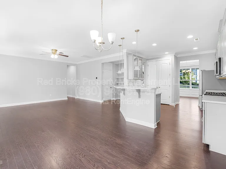 2783 Berkhamstead Cir — Photo 11