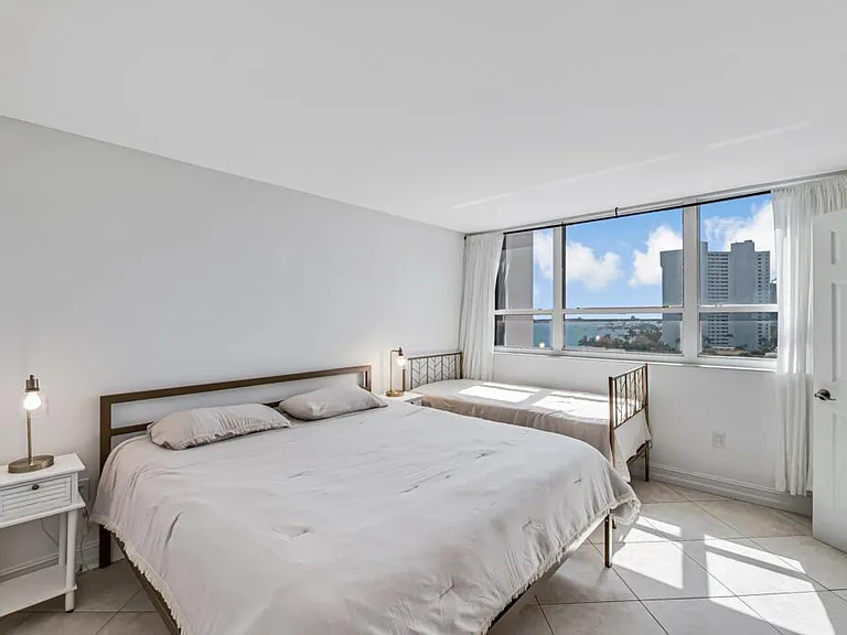5600 N Flagler Dr #804 — Photo 14