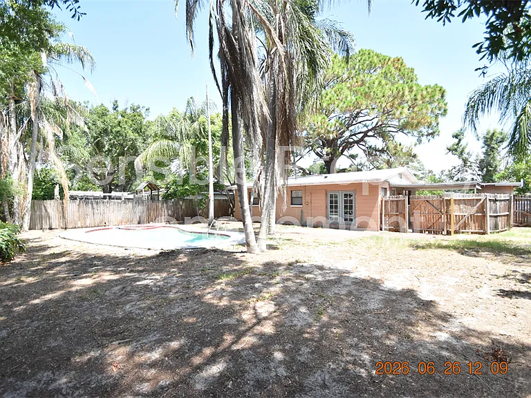 4414 W Wyoming Ave — Photo 28