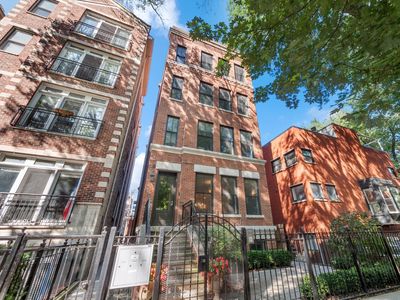 706 W Briar Pl #1, Chicago, IL, 60657