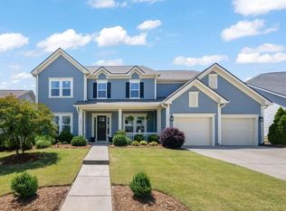 208 Cedar Wren Ln, Holly Springs, NC 27540
