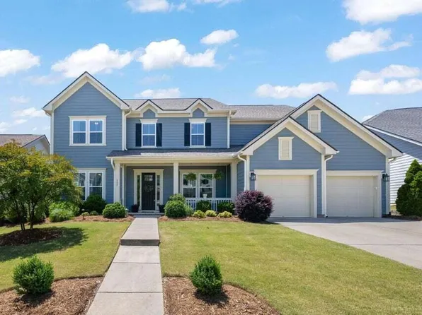 208 Cedar Wren Ln, Holly Springs, NC 27540