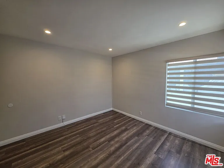 2012 S Holt Ave #2014 — Photo 13