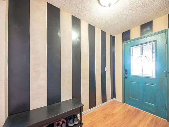 5th image of 4607 Saint Andrews Dr