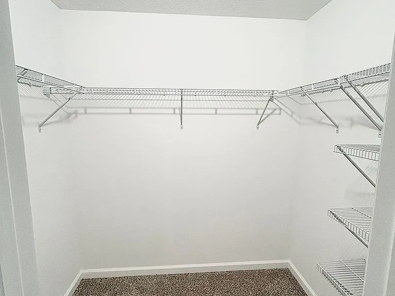 Sagamore Winds Apartments — Photo 72