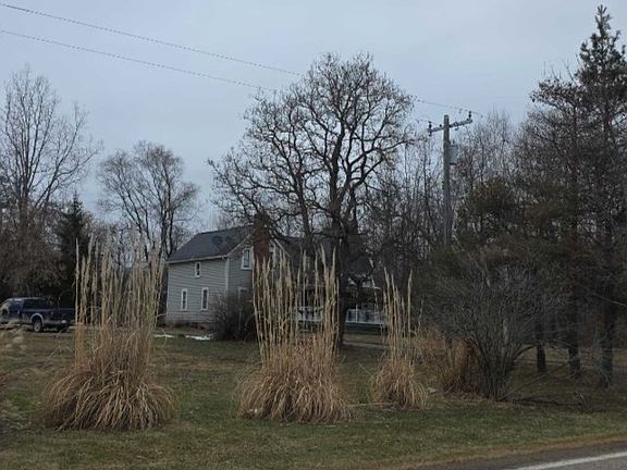 4th image of 348 W Coulter Rd