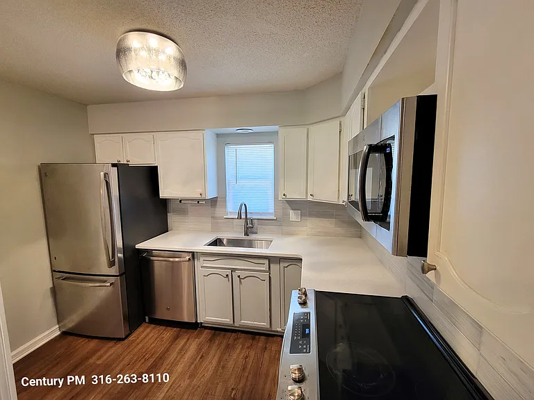 719 N Stackman Dr #D — Photo 5