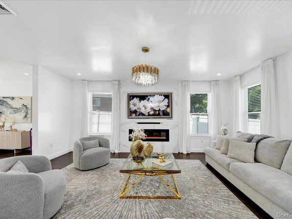 12 Drake Pl