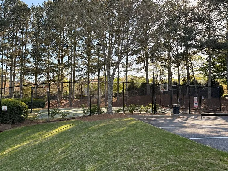 3020 Serenade Ct — Photo 45
