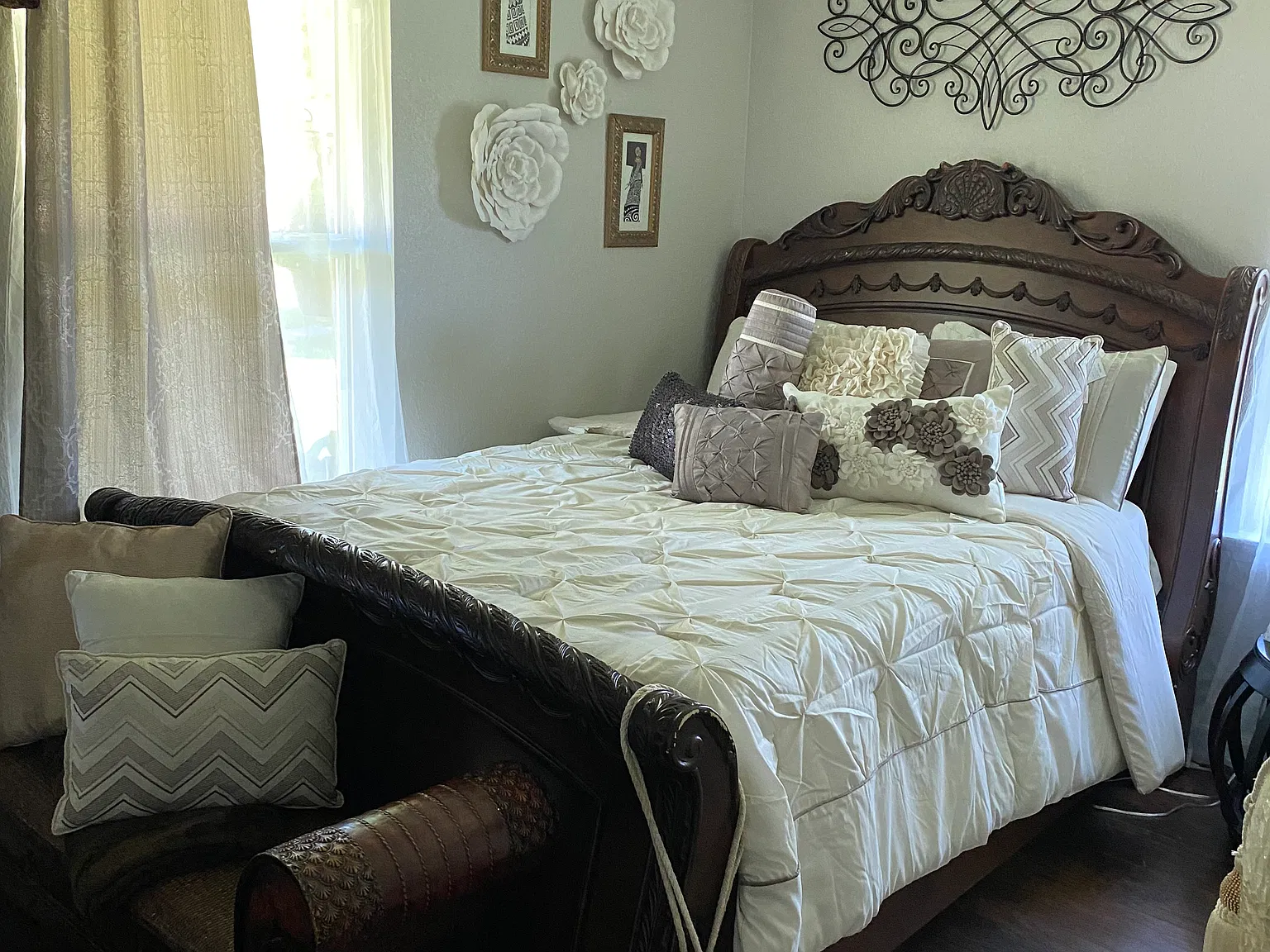 3 bed, 976 sqft, $1,350 — Photo 4