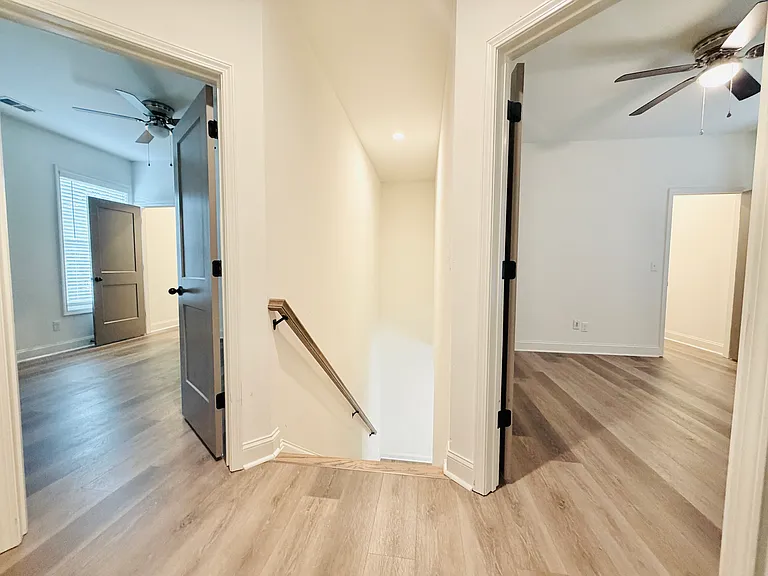 2035 Rosewood Dr — Photo 28