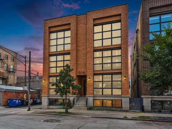 814 N Marshfield Ave #3N, Chicago, IL 60622