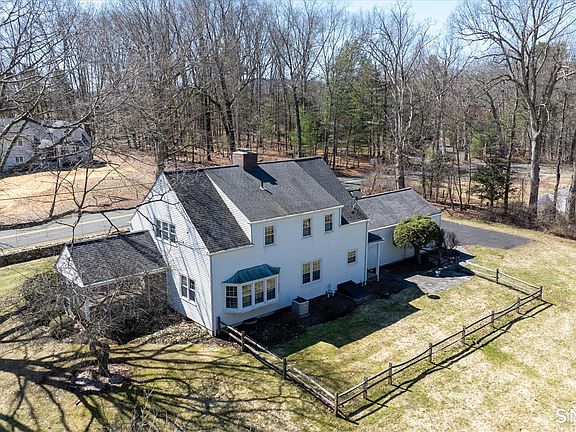 4th image of 89 Hop Brook Road