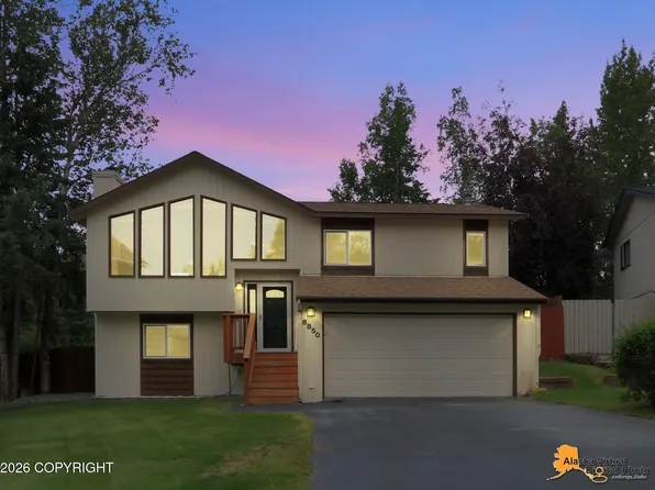 8850 Plunge Creek Cir, Eagle River, AK 99577