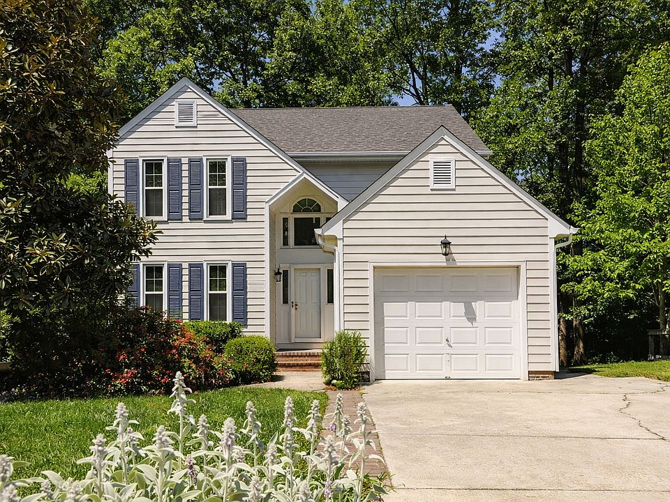 1st image of 7 Archer Glen Ct