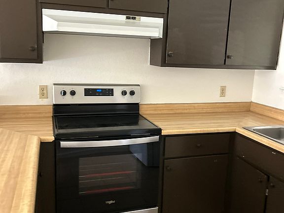 2nd image of 5111 Glide Dr