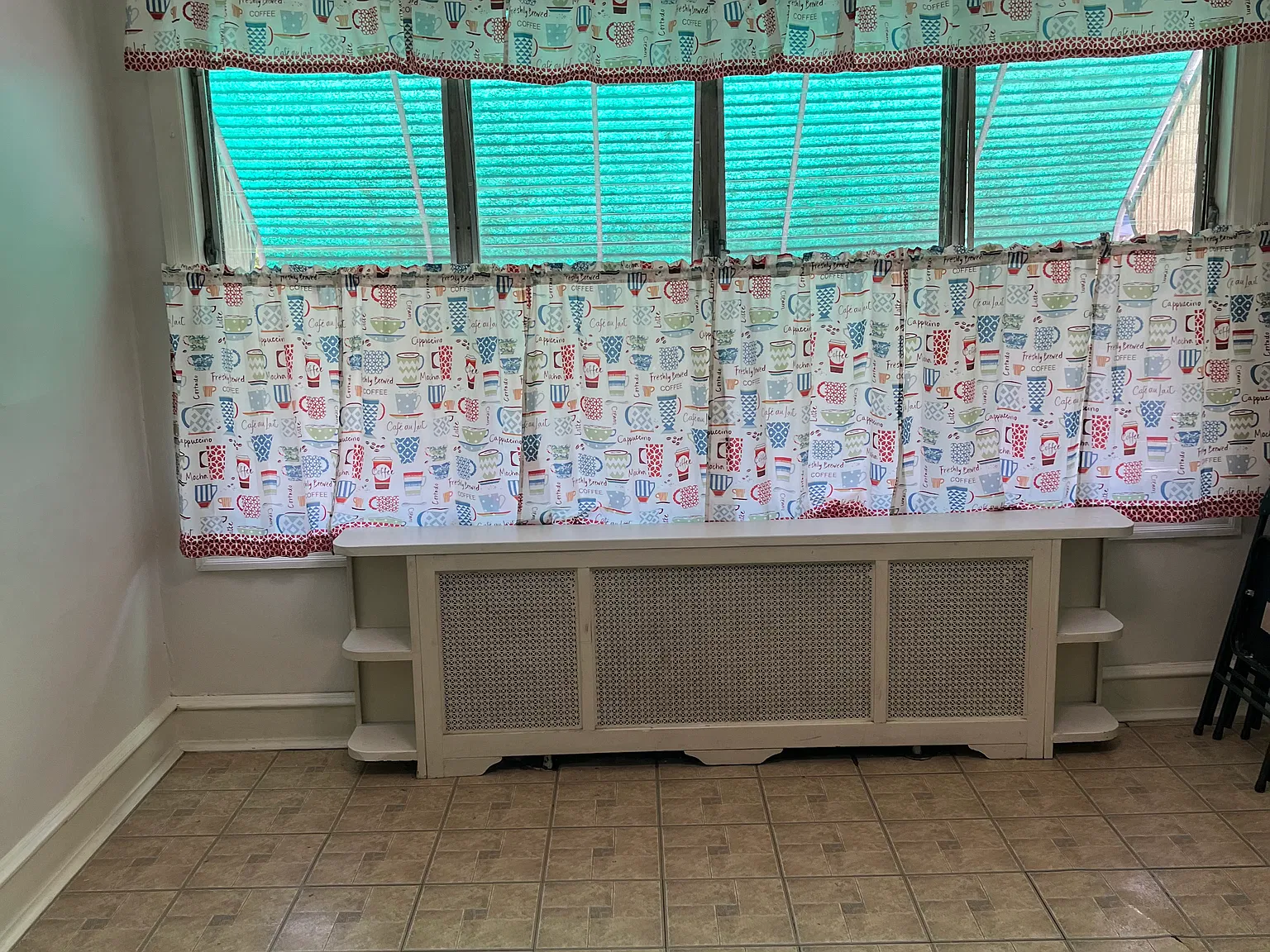 2 bed, $1,300 — Photo 4