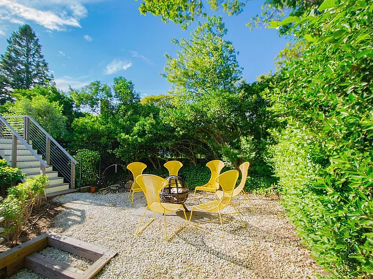 46 Cliff Dr — Photo 24