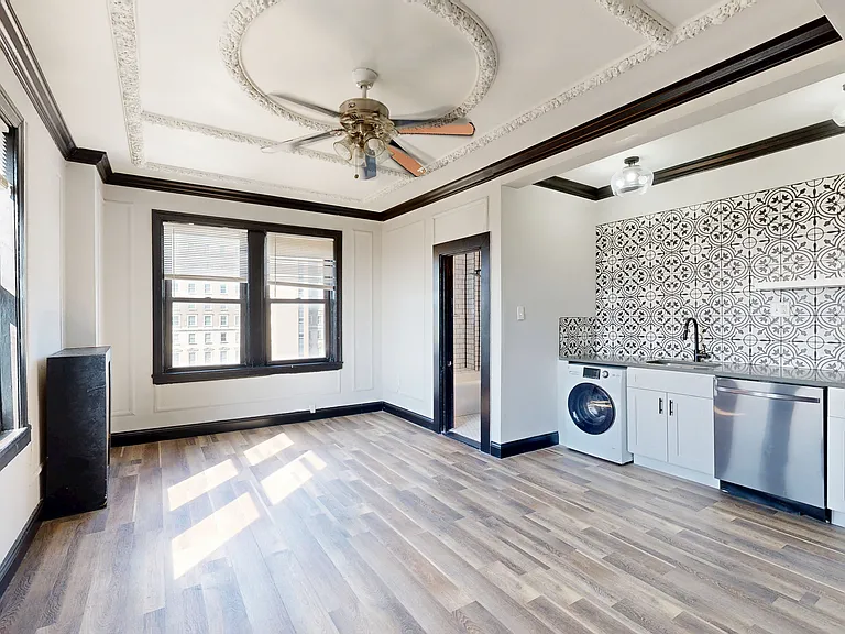 Efficiency Apartment at Saum