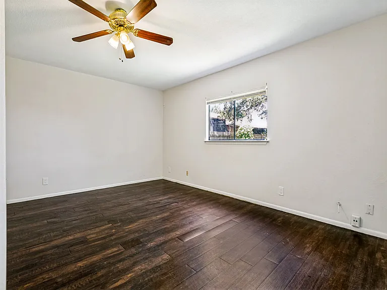 6819 Eden Grove Dr — Photo 7
