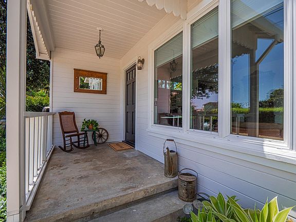 4th image of 4305 Portola Dr