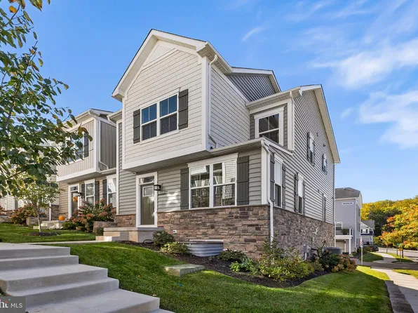 216 Avalon Dr, Media, PA 19063