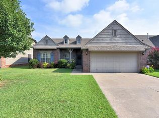 3614 E Berkeley St, Broken Arrow, OK 74014