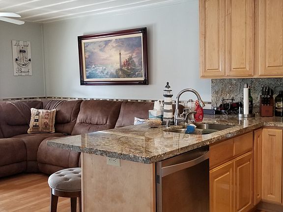 5th image of 161 Ocean View Ave #1