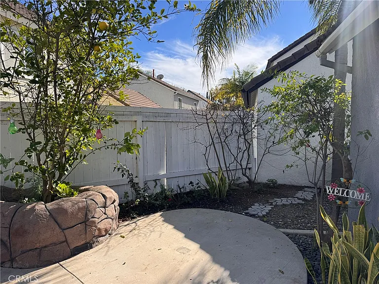 21742 Tegley — Photo 22