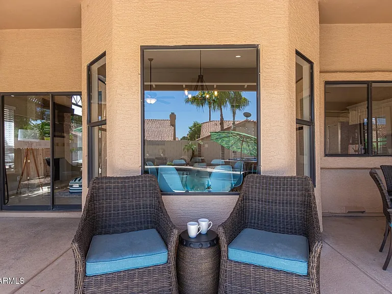 1585 W Honeysuckle Ln — Photo 25