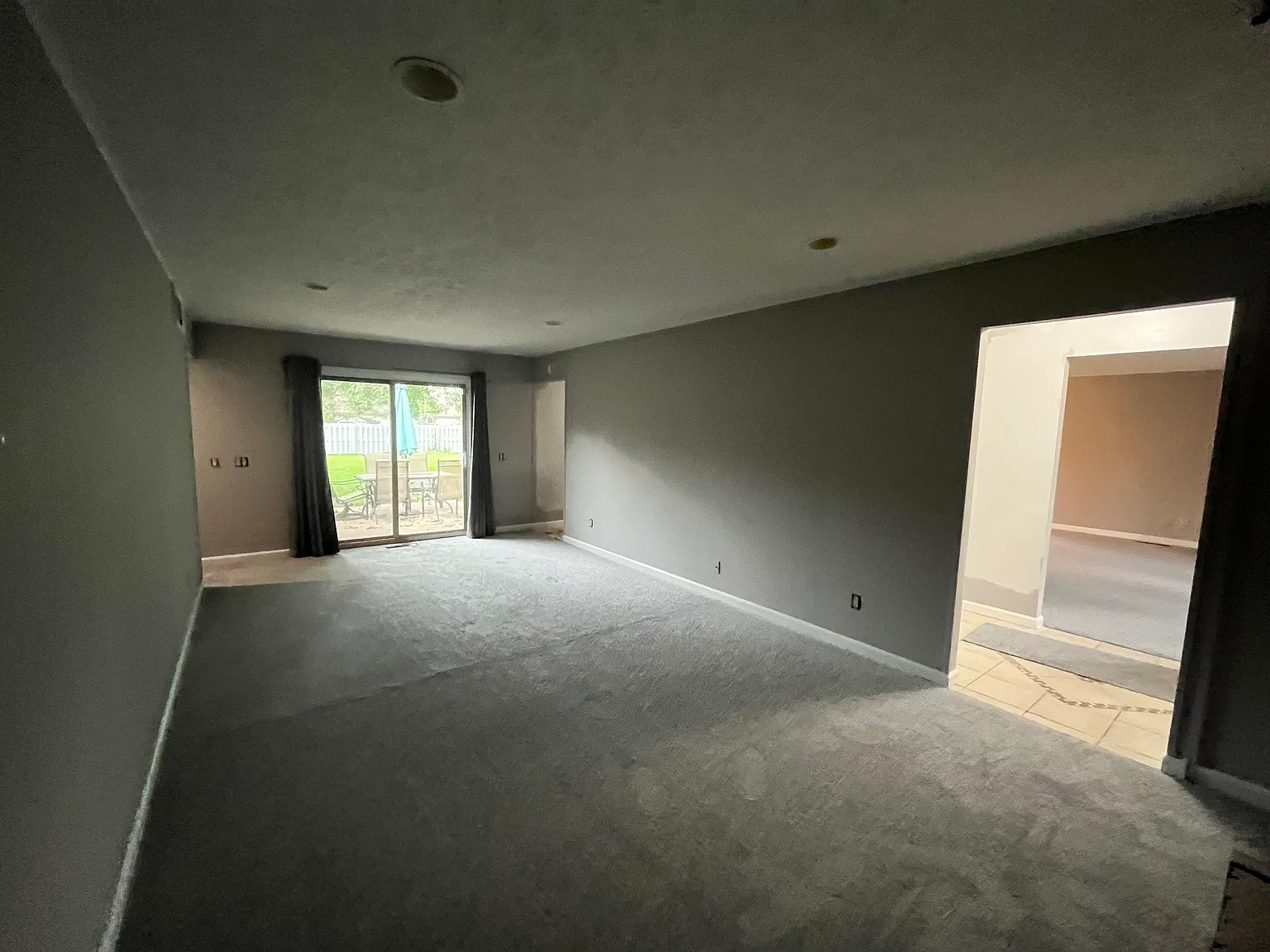 3 bed, 1826 sqft, $2,100 — Photo 3
